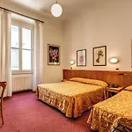 Hotel Nuova Italia 2*