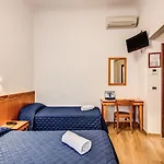 Nuova Italia Hotel 2*